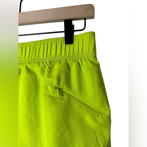 Athletic Works Women’s Running Shorts Neon Yellow Green Medium (8-10) - Picture 4 of 6